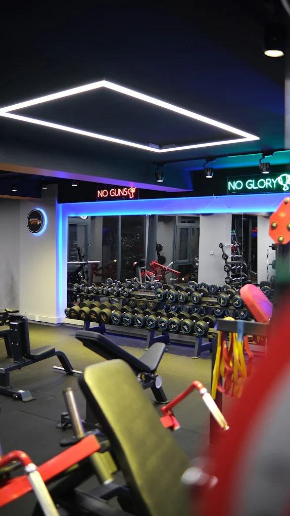 Demirezen Gym Fitness ve Kardiyo Alanı